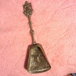 RARE VINTAGE DUTCH SHOVEL SUGAR SPOON